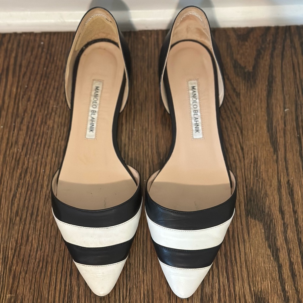 Manolo Blahnik black and white leather flats